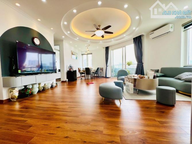 Chung cư Nguyễn Chí Thanh giao thông kết nối định xung quanh nhiều tiện ích view đẹp