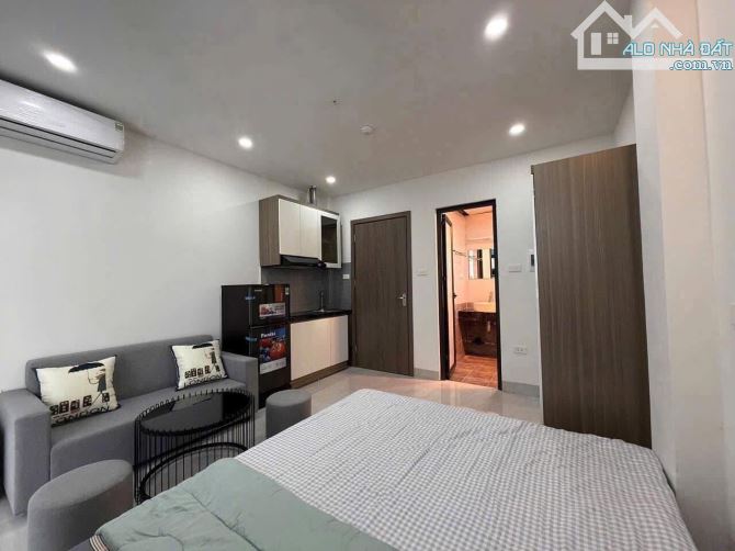 BÁN TÒA CCMN PHÁO ĐÀI LÁNG 64M² – 6 TẦNG – 11 PHÒNG – TRUNG TÂM ĐỐNG ĐA – MẶT TIỀN 4.6M