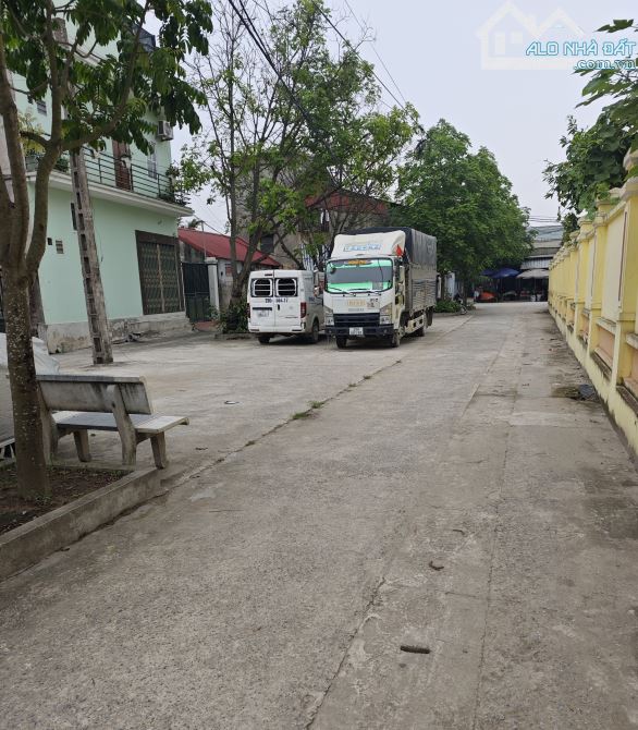 Bán đất Duyên Hà, sát trạm y tế, 56m2, ô tô vào đất, giá 3,1 tỷ