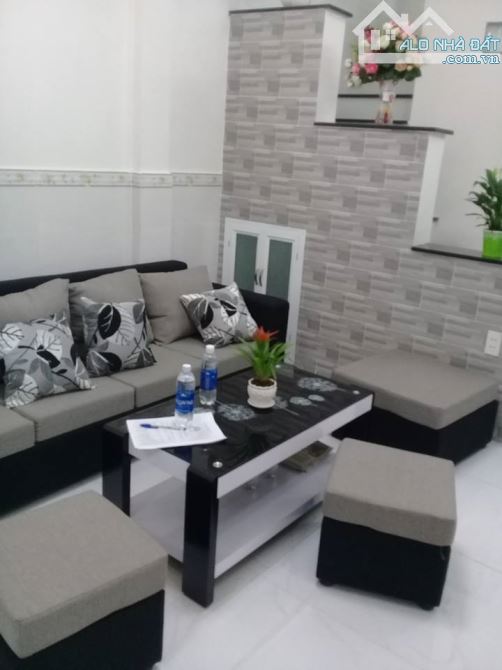 Bán nhà Hoàng Văn Thụ Tân Bình – 2 tầng, giá chỉ 2,9 tỷ, đầu tư cực tốt