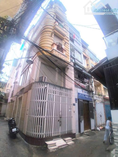 Nhà bán: đường 3-2, Q10. DTSD 44,4m2. 5tầng, giá 9 tỷ - 3