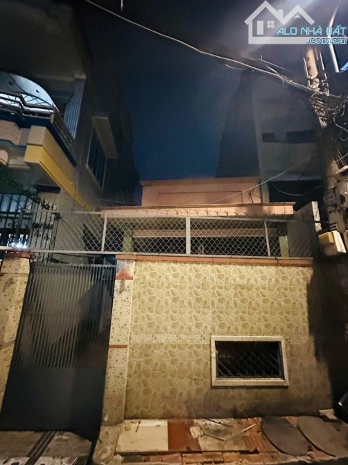 Bán gấp nhà Cấp 4 HXH 8m, 5x23m ChỈ 9.7 tỷ Nguyễn Văn Nghi gần  CA P.7 Gò Vấp kế bên Phòng