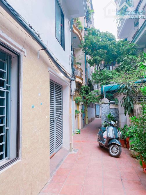 BÁN NHÀ TOÀ CCMN Láng Hạ 27 phòng khép kín full nội thất. 80m2, 8 tầng, 23,5 tỷ