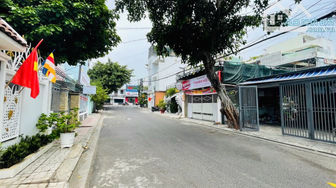Bán lô đất chiều ngang 9,3m đường Lam Sơn đường rộng 14m