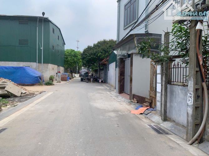 BÁN ĐẤT LÊ XÁ MAI LÂM,56M2 6 TỈ LÔ GÓC Ô TÔ TRÁNH , HÀNG XÓM VINHOMES CỔ LOA - 2