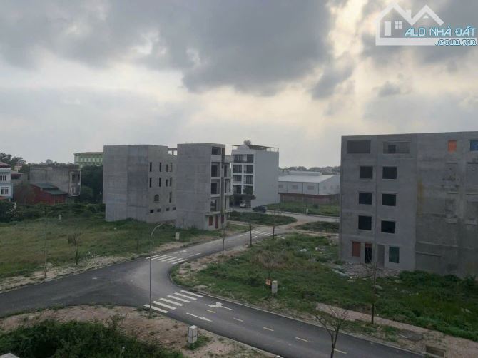 CC cần bán nhanh lô đất thuộc Dự án Cao Đức, Vạn An, Bắc Ninh. Sẵn sổ giao dịch