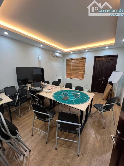 Giá cực rẻ phân lô đỗ Quang Nguyễn Thin Định 50m x5T giá 18tr/th