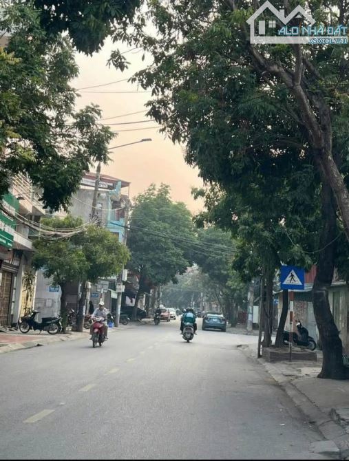 Bán lô đất mặt phố kinh doanh buôn bán sầm uất mặt phố Nguyễn Hữu Cầu thành phố hải dương