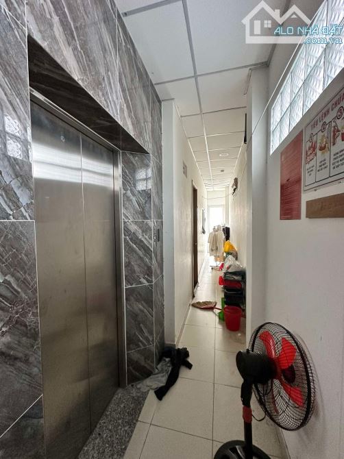 Bán Gấp CHDV 6 Tầng Đường Hoàng Hoa Thám, Bình Thạnh, DT 4 x 24m, Chỉ 14.9 Tỷ