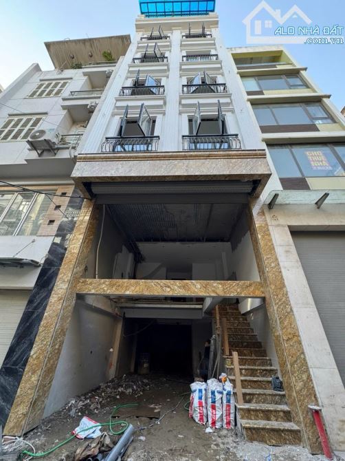 Chung cư MN_Dòng Tiền_oto Tránh_Ngõ Thông _PHỐ LÊ TRỌNG TẤN _DT60m2_8T_MT5.3m_Giá 32 Tỷ