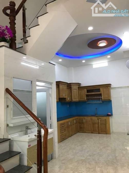 Nhà  Lê Văn Sỹ – giá mềm, 2 tầng, đầu tư giữ tiền cực an toàn
