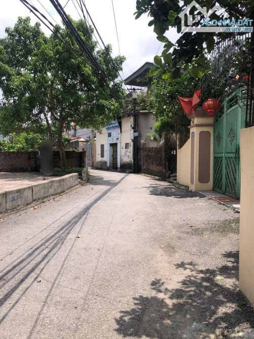 Bán Đất Đông Dư 55m mt 5m - Ô tô Vào Trong Đất - Ngõ Nông Gần Ô tô Tránh - giá 5.2 tỷ