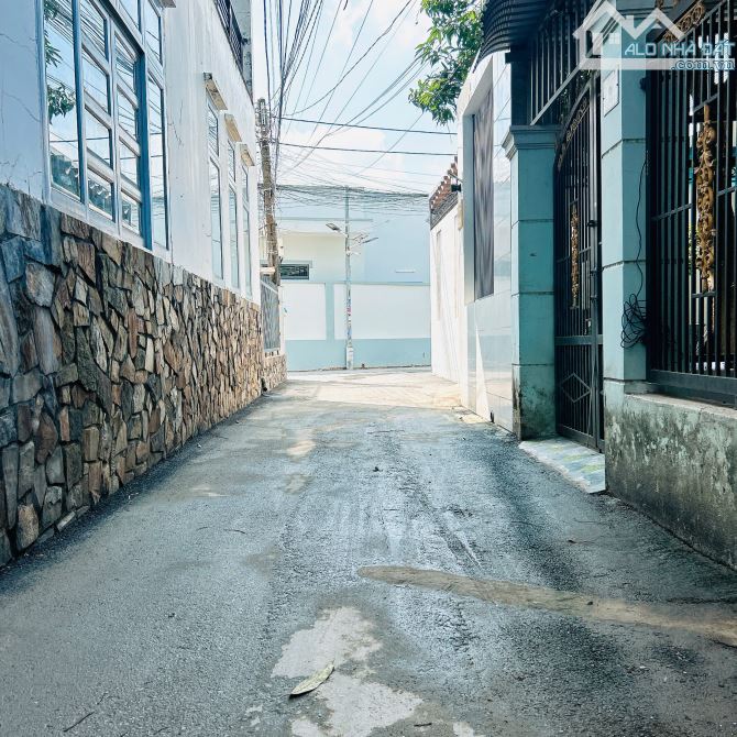 BÁN NHÀ GÓC 2 MẶT TIỀN GẦN BỜ KÈ – P.BỬU LONG – BIÊN HÒA 🏡🔥