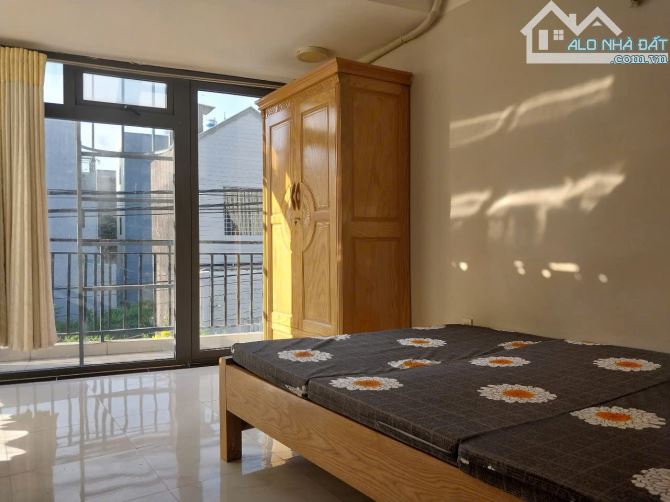 Phòng Hẻm 108  LÃ XUÂN OAI, FPT, HUTEC, UFM Chỉ 2 Triệu 9 28m2