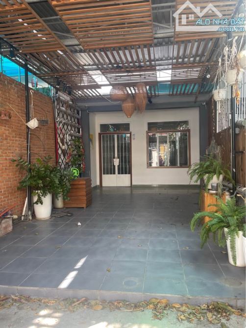 Nhà 1 trệt 1 lửng, SHR, Tx. Trảng Bảng, 150m2, thuận tiện KD cafe, Giá chỉ 750tr.