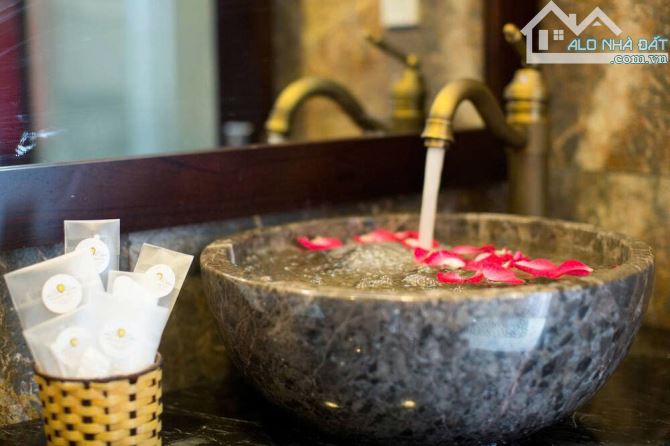 Bán BT 9PN, 9WC, 325m2 giá siêu hời tại Hai Bà Trưng, Tân An, Hội An, Quảng Nam