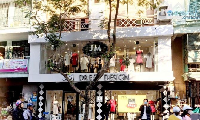 DUY NHẤT 1 CĂN MẶT PHỐ CẦU GIẤY - 75M2 - 6.5M - VỈA HÈ - Ô TÔ TRÁNH - KINH DOANH - 26.8 TỶ
