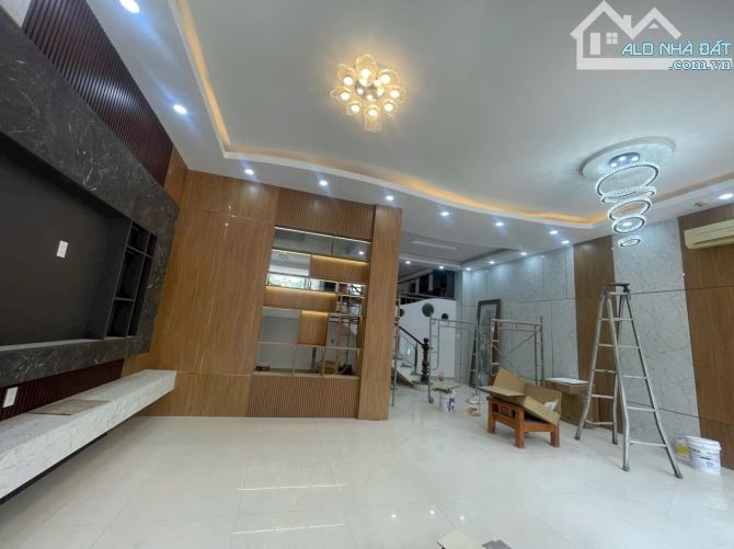 Biệt thự 2 mặt tiền Nam Long – DT 190m² – full nội thất – gần Vincom, trường quốc tế