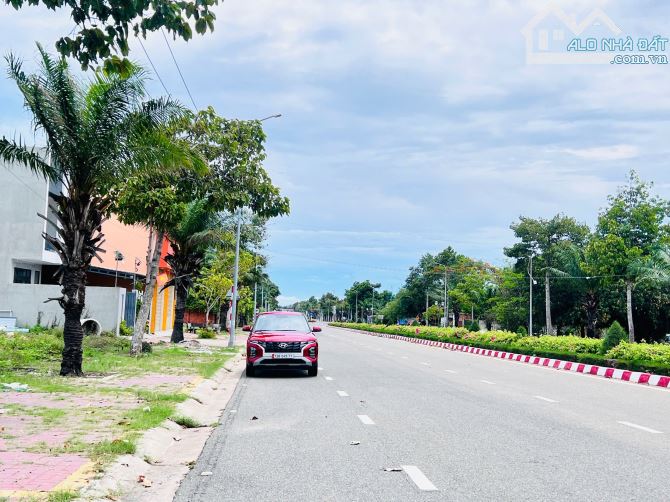 Cách bãi tắm Long Hải 1,5km 6x28m sẵn 73tc giá chỉ 3tỷ500