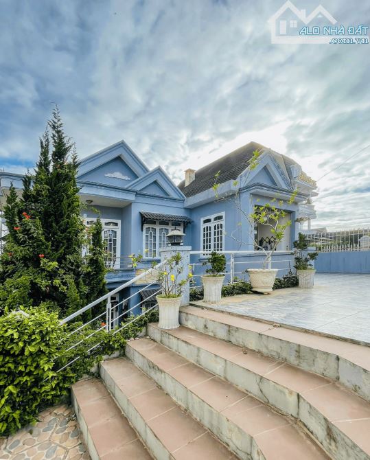 VILLA XINH MẶT TIỀN ĐẦU TRIỆU VIỆT VƯƠNG VIEW ĐẸP CÓ SÂN VƯỜN