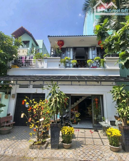 ✨ BÁN ĐẤT TẶNG NHÀ MỚI, NGANG 8M BỀ THẾ x DÀI 26M, có 13 PHÒNG TRỌ ĐANG CHO THUÊ - 17,4 TỶ
