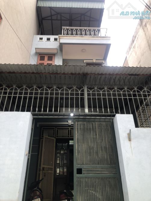 Bán nhà Tư Đình,Long Biên 3 tầng,137m,mt4.4m oto tránh nhỉnh 17 tỷ