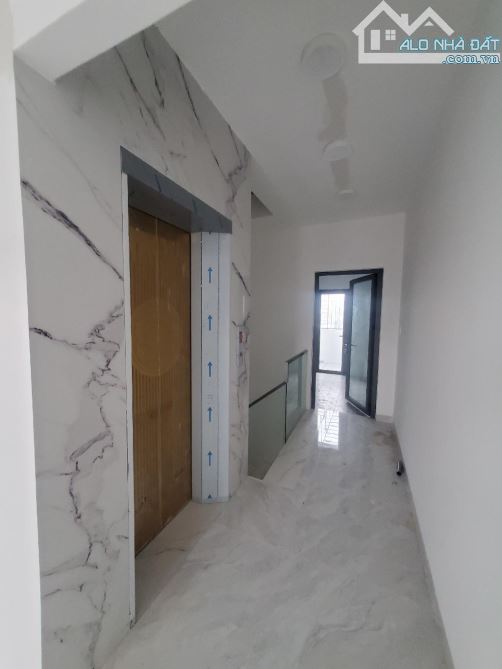 💥 SIÊU PHẨM MỚI 100% - THANG MÁY - HẺM XE HƠI VIP PHÂN LÔ CÔNG VIÊN - GẦN EMART GÒ VẤP - 10