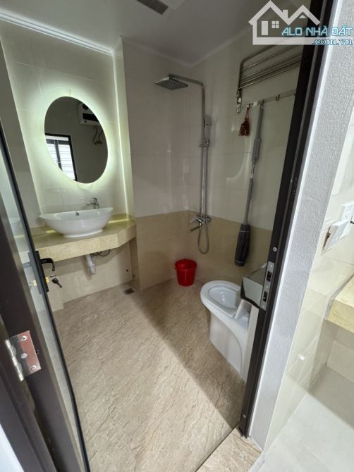 BÁN NHÀ TẬP THỂ NGHĨA TÂN 2 CĂN 120M2 KINH DOANH SẦM UẤT, OTO ĐỖ CỬA GIÁ 8,5 TỶ - 10