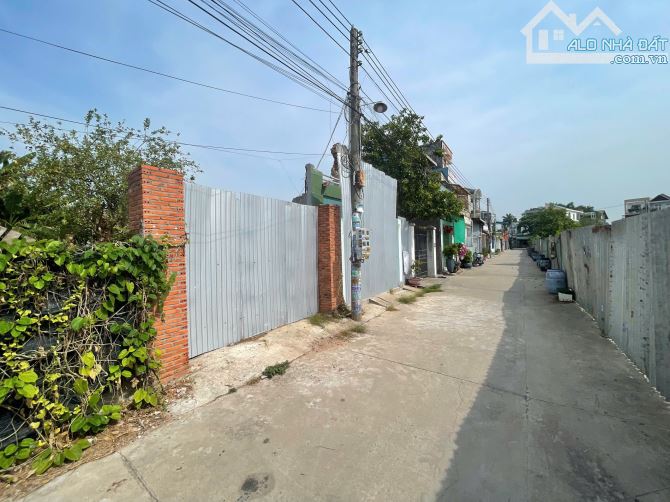 Bán Đất 109m hẻm xe hơi Ngã 3 Ông Xã , Dĩ An , Bình Dương - 1