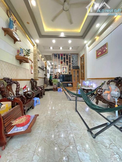 BÌNH TÂN - TÂY LÂN - HẺM TRẲNG MỘT TRỤC - OTO NGỦ TRONG NHÀ 128M - 3 TẦNG BTCT NHỈNH 9 TỶ - 1