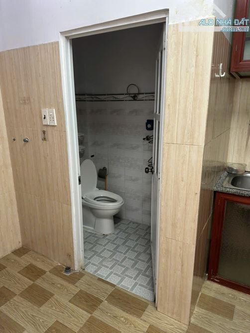 Bán nhà MT Bùi Quốc Khánh - Chánh Nghĩa: 2 tỷ 900 triệu