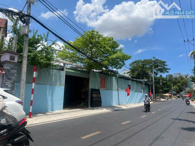 Xưởng + Biệt Thự đường Đông Bắc 50x27m ( 3 sổ), giá 55 tỷ - 1