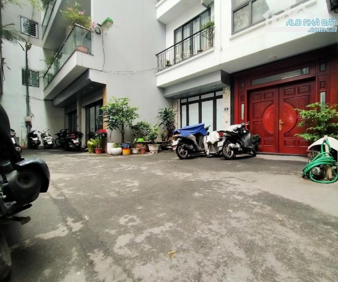🔥 SIÊU PHẨM! BÁN NHÀ TƯ ĐÌNH – LOG BIÊN – 6T – THANG MÁY – Ô TÔ – GẦN AEON, CHỈ 11 TỶ🔥 - 1