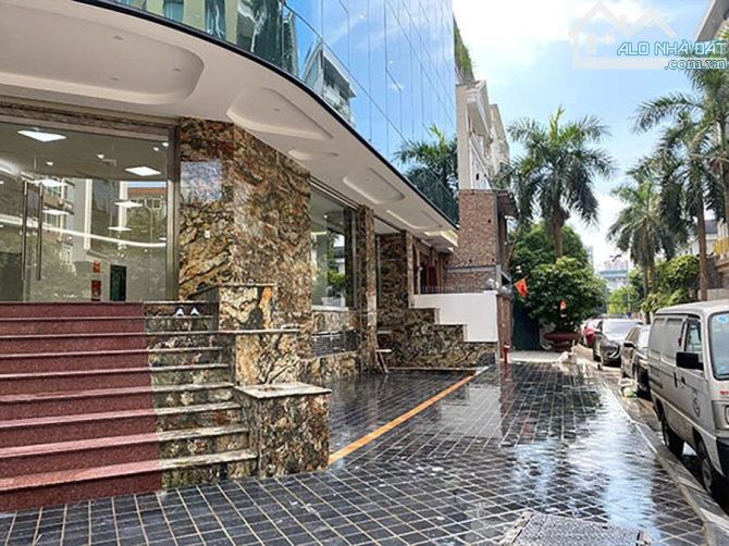 BÁN NHÀ MẶT PHỐ HUỲNH THÚC KHÁNG ĐỐNG ĐA số 120 LÔ GÓC 2 MẶT TIỀN - 120M2 9 TẦNG - MỚI XÂY - 1