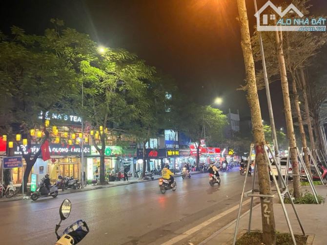 Bán nhà mặt phố, vỉa hè, thang máy Xuân La, Tây Hồ 152m 5 tầng 62 tỷ - 1