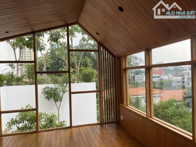 Hẻm xe hơi 8m Tô Hiến Thành Q.10 , DT: 8.3 x 18m , công nhận 147m2 , giá 27 tỷ - 1