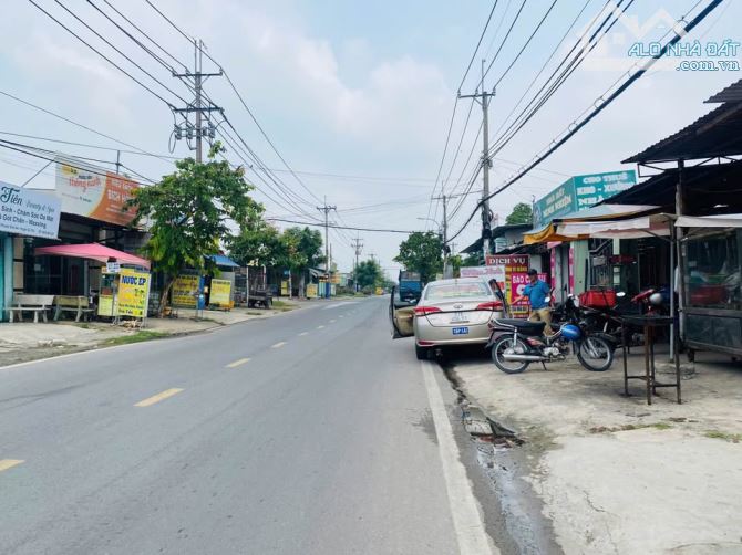 NGỘP CẦN RA GẤP LÔ MẶT TIỀN THỊ TRẤN  CỦ CHI 200M2 GIÁ 700 TRIỆU SHR - 1