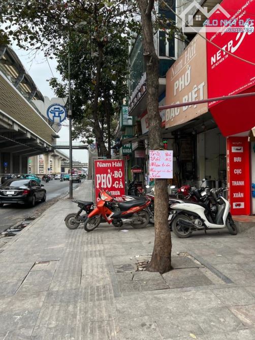 BÁN NHÀ MẶT PHỐ NGUYỄN TRÃI, KINH DOANH, VỈA HÈ RỘNG, VỊ TRÍ ĐẮC ĐỊA 130M2 MT4M GIÁ 28 TỶ - 1