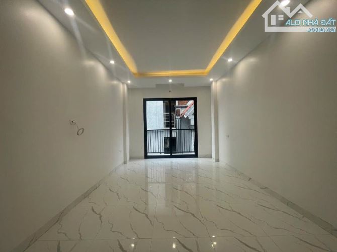 Miêu Nha. Tây Mỗ. 42m.5 tầng. Ô tô đỗ cửa. Ngõ thông thoáng. 6,5 tỷ - 1