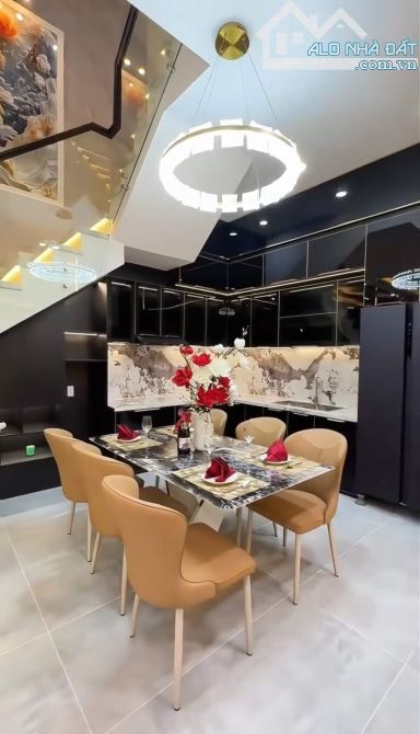 Bán nhà Đội Cấn, DT 32m2, MT 5m, thang máy, oto tránh, nhà đẹp long lanh, kinh doanh - 1