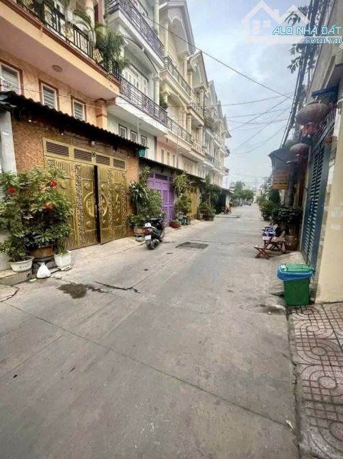 🏡 BÁN NHÀ 4 TẦNG HẺM 7M KHU VIP  – TRẦN THỊ NĂM, GẦN BV.Q.12 GIÁ : 5,2 TỶ - 1