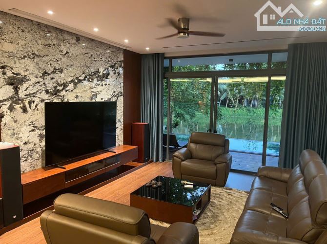 Giảm 1 tỷ- Bán gấp Villa Hoàng Oanh 323m2- Flamingo Đại Lải- có sổ đỏ-full đồ- Nhỉnh 14 tỷ - 1