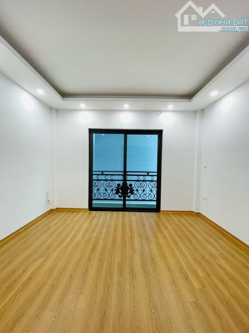 XUÂN PHƯƠNG, NHÀ ĐẸP - MỚI KEENG, 10M Ô TÔ, 35M2, GIÁ CHÀO 6.45 TỶ - 1