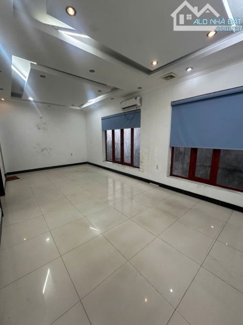 Bán nhà 5 tầng Mê Linh, Liên Bảo giá 13,5 tỷ. - 1