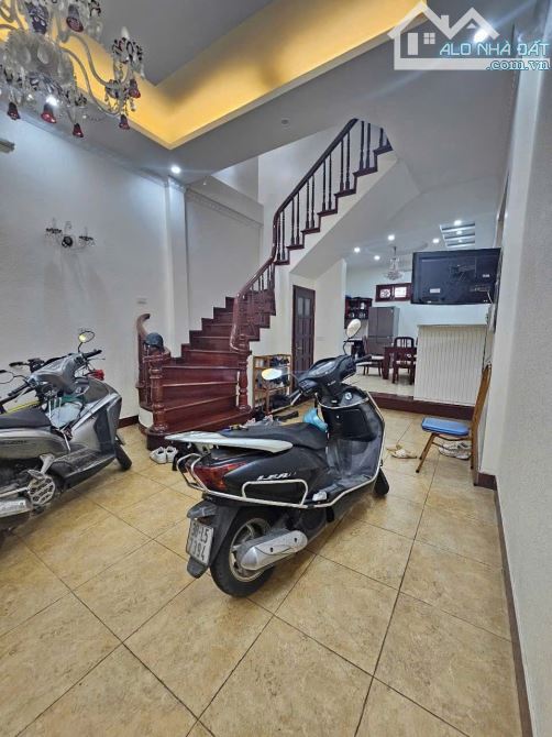 PL THÁI THỊNH OTO TRÁNH - KINH DOANH DT 52m2 6 tầng mặt tiền 4.3m Giá 25.9 tỷ - 1
