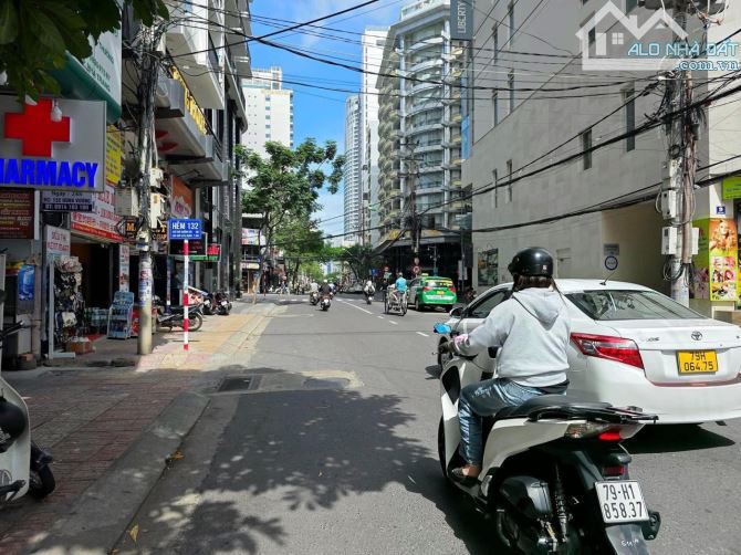 Bán lô đất đường Hùng vương chiều ngang 10,2m phù hợp xây khách sạn cách biển 300m - 1
