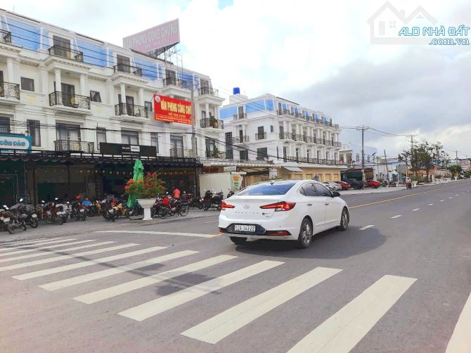 Hàng Vip, 235m2 đất thổ đường xe cont 833 Tân Trụ, chỉ 1.75 tỷ - 1