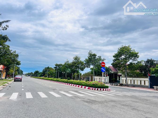 Cách bãi tắm Long Hải 1,5km 6x28m sẵn 73tc giá chỉ 3tỷ500 - 1