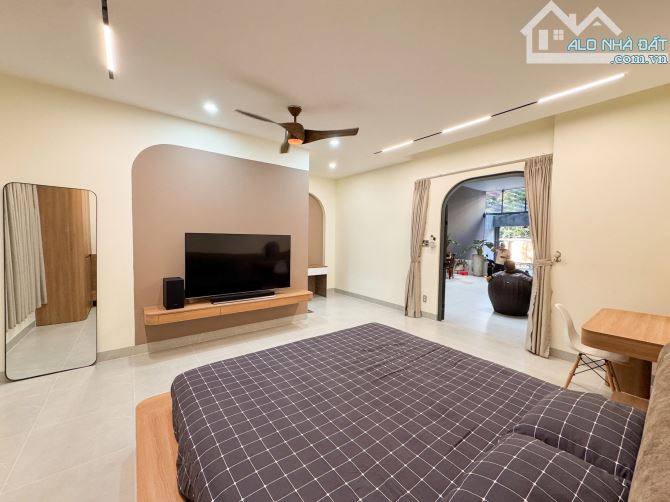 Biệt thự sân vườn khu vip Lam Sơn - Nguyễn Huy Tưởng P6 Q. BT 4 tầng hiện đại sang trọng.! - 13
