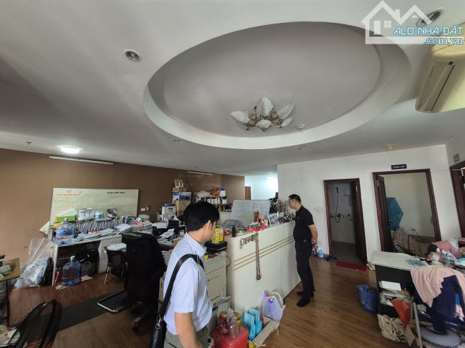 CĂN HỘ LICOGI 13 KHUẤT DUY TIẾN THANH XUÂN LÔ GÓC 3 NGỦ FULL NỘI THẤT XỊN XÒ 130m 5,4 TỶ - 7